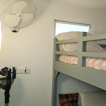 Apartamento Bandol, T3, Les Pieds Dans L'eau, Presqu'ile Du Capelan
